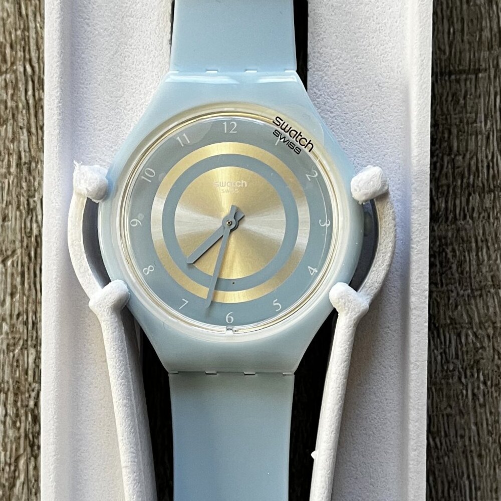 Swatch Skinciel Light Blue Unisex Watch SVOS100 - NEW in box
